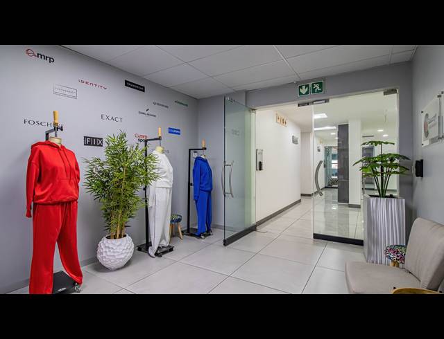 299M² OFFICE TO LET IN ALLEN'S NEK